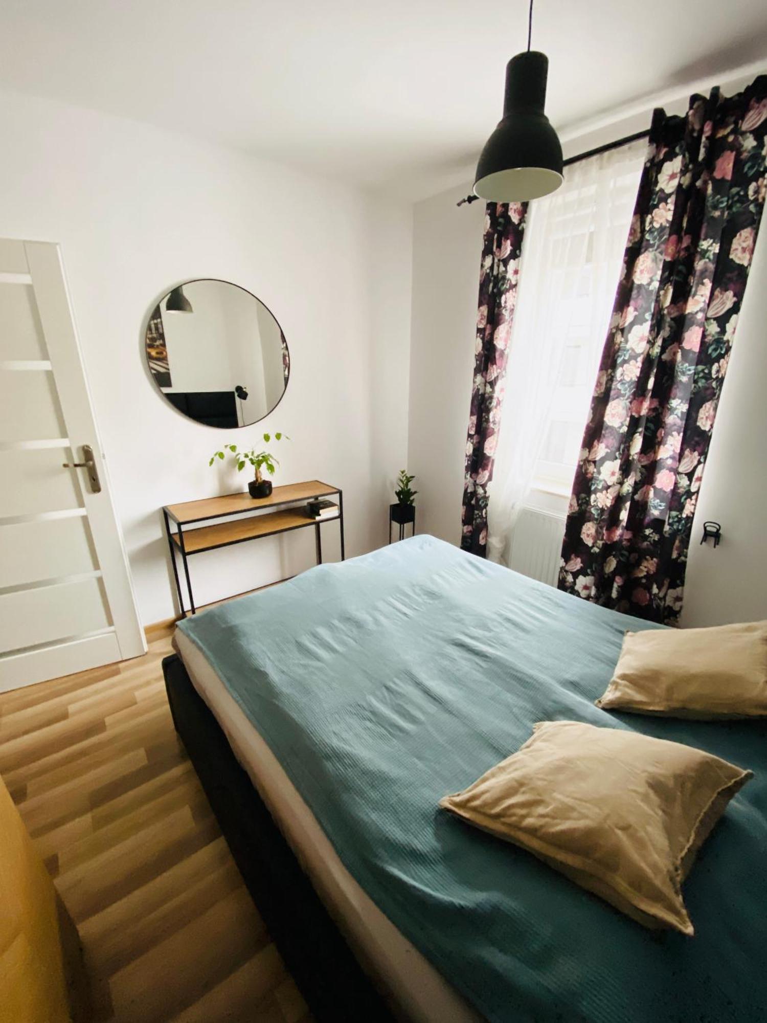 Apartament, Free Parking, Blisko Rynek-Dworzec Pkp-Pks, Sklepy Wroclaw Ngoại thất bức ảnh